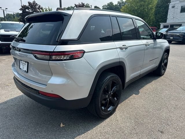 2023 Jeep Grand Cherokee Altitude 4x4