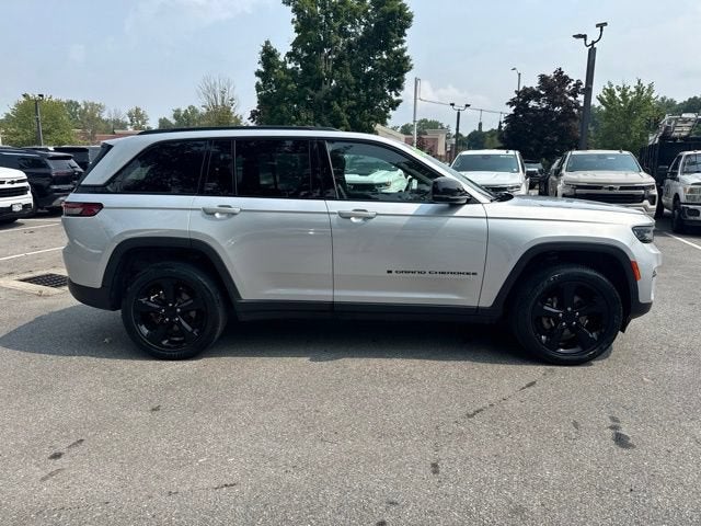 2023 Jeep Grand Cherokee Altitude 4x4