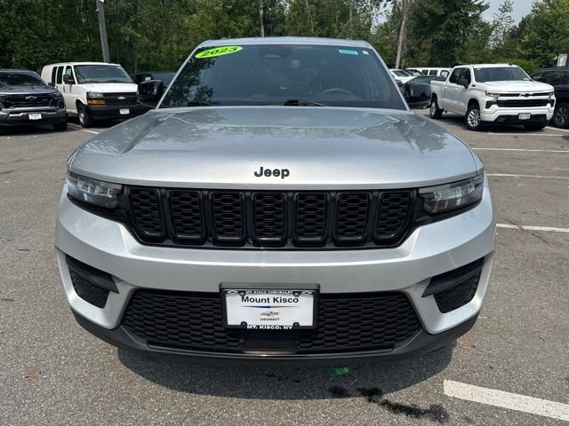 2023 Jeep Grand Cherokee Altitude 4x4