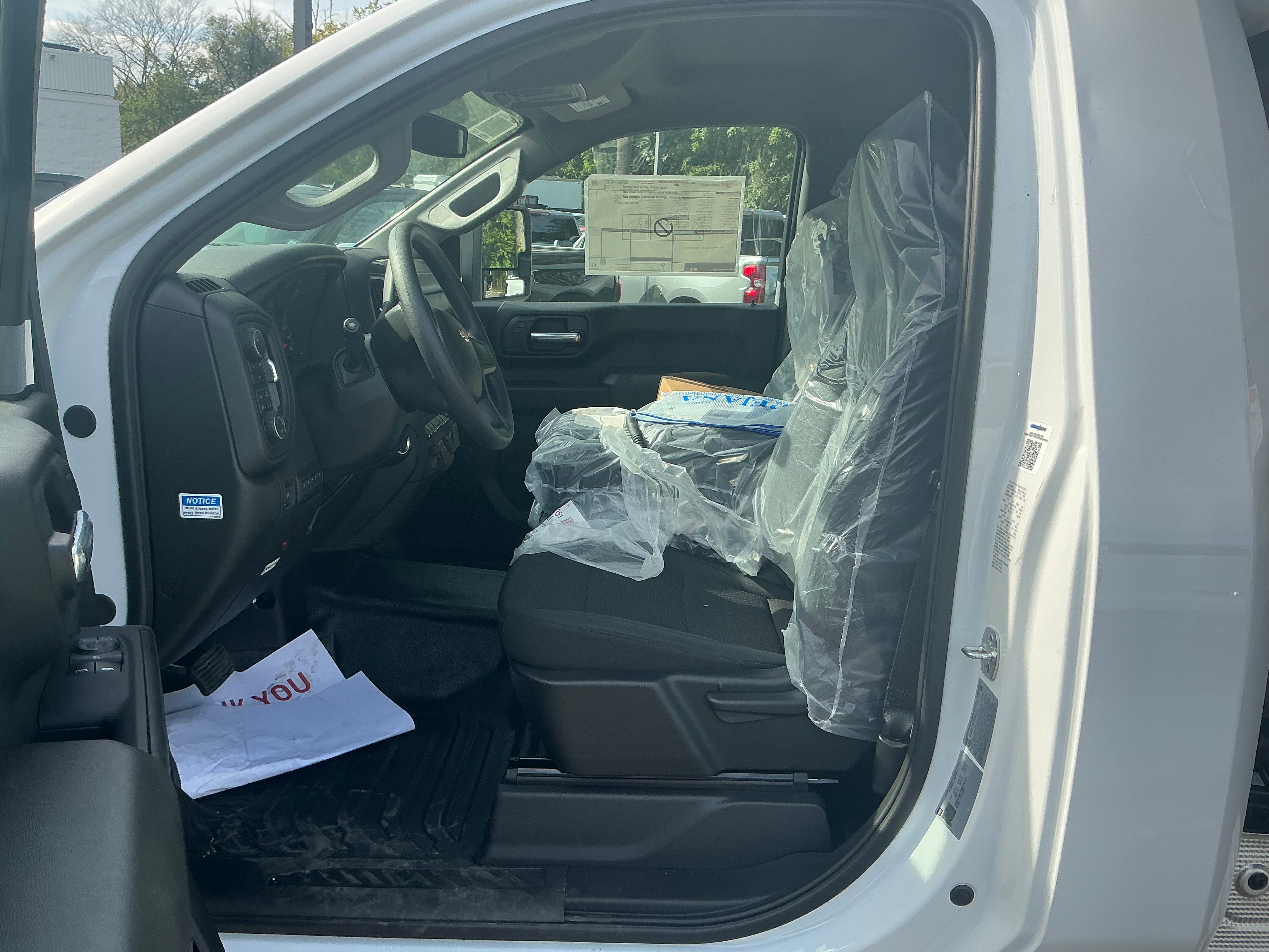 2025 Chevrolet Silverado 3500 HD Chassis Cab Work Truck