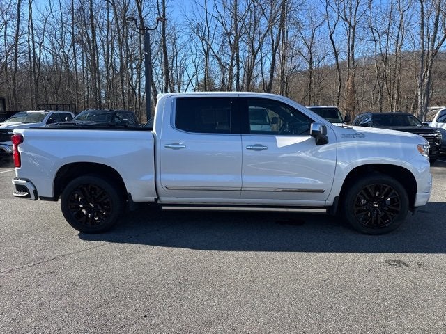 2022 Chevrolet Silverado 1500 High Country