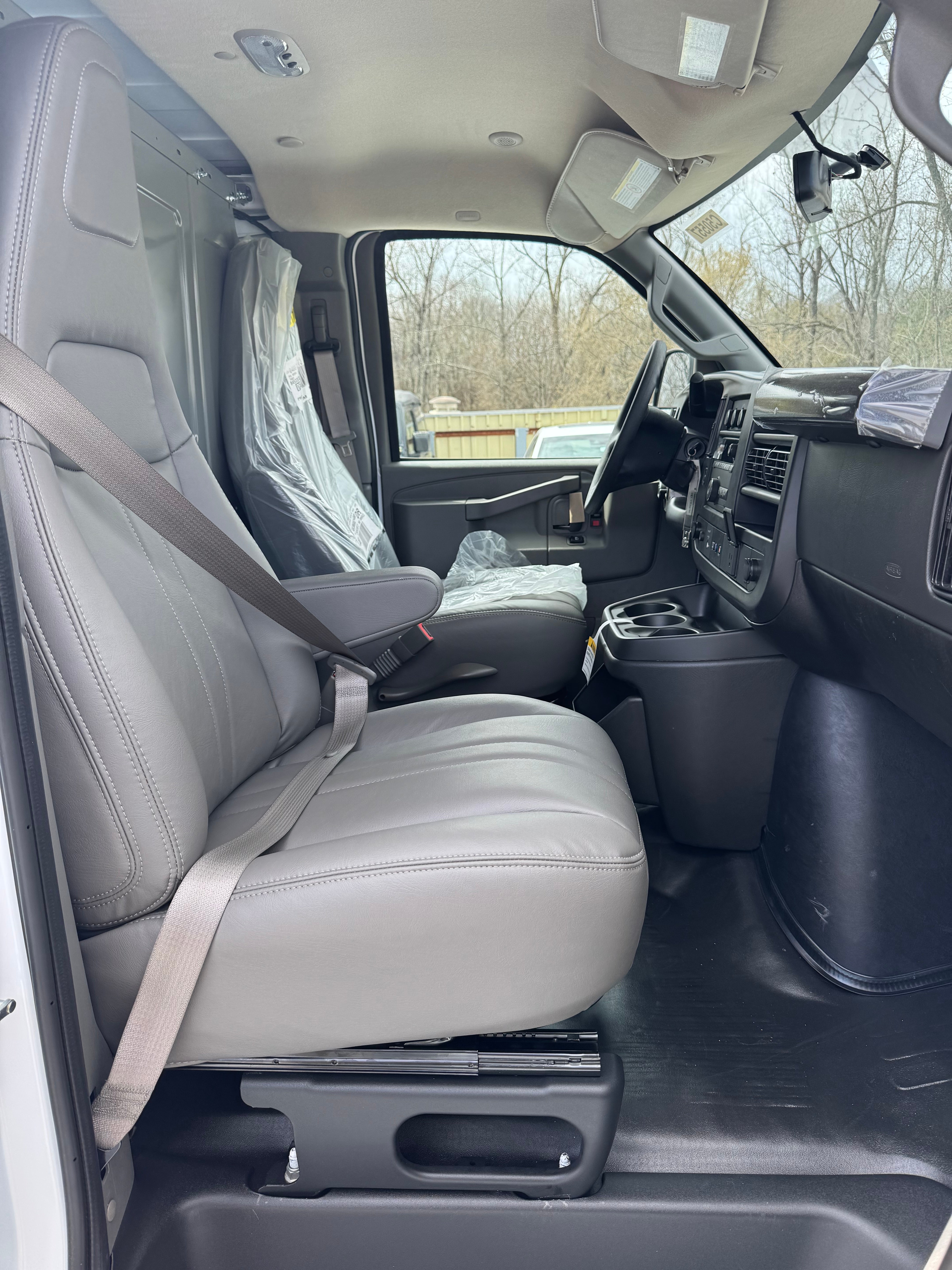 2025 Chevrolet Express Cargo 2500 Van WT