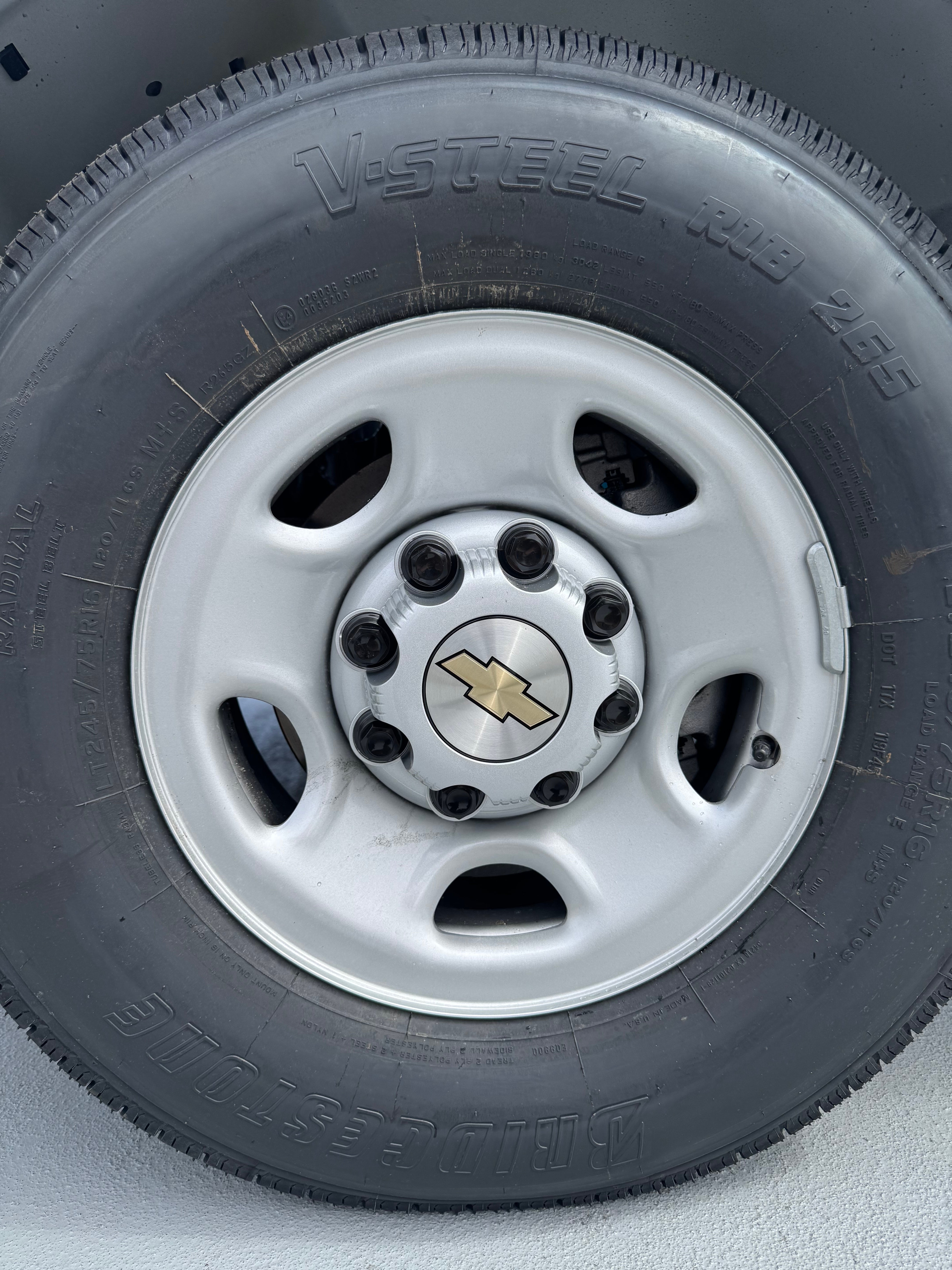 2025 Chevrolet Express Cargo 2500 Van WT