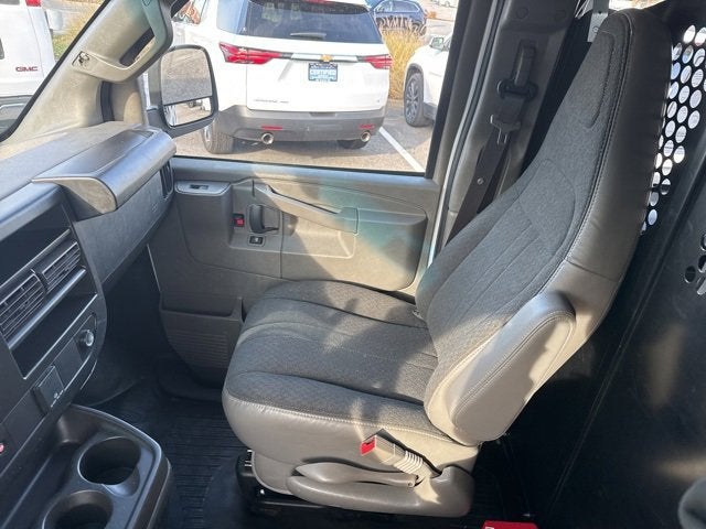 2024 Chevrolet Express Cargo 2500 WT