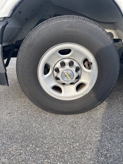 2024 Chevrolet Express Cargo 2500 WT