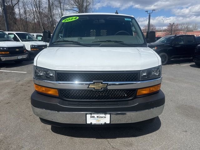 2024 Chevrolet Express Cargo 2500 WT