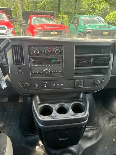 2024 Chevrolet Express Cargo 2500 WT