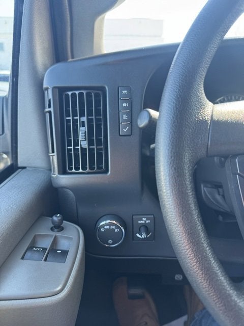 2024 Chevrolet Express Cargo 2500 WT