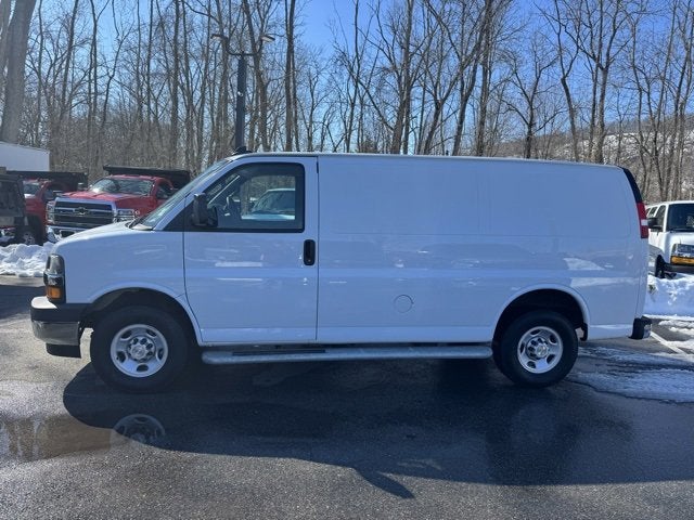 2024 Chevrolet Express Cargo 2500 WT