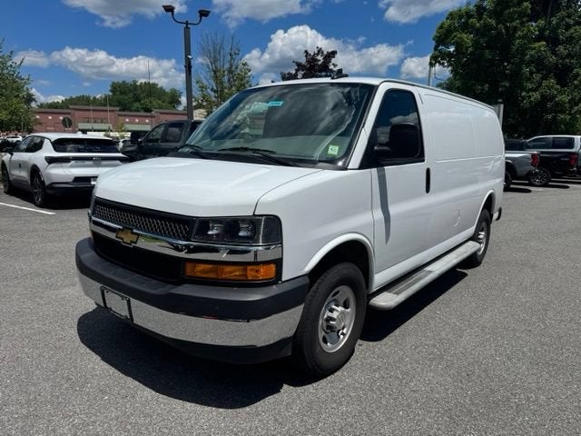 2024 Chevrolet Express Cargo 2500 WT