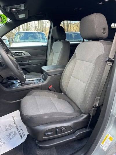 2024 Chevrolet Traverse Limited LT Cloth
