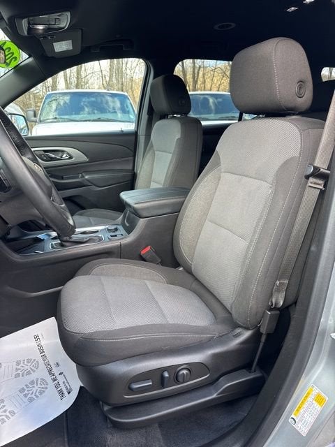 2024 Chevrolet Traverse Limited LT Cloth