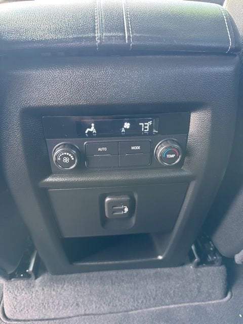 2024 Chevrolet Traverse Limited LT Cloth