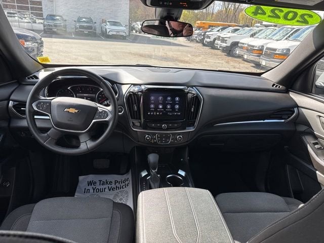 2024 Chevrolet Traverse Limited LT Cloth