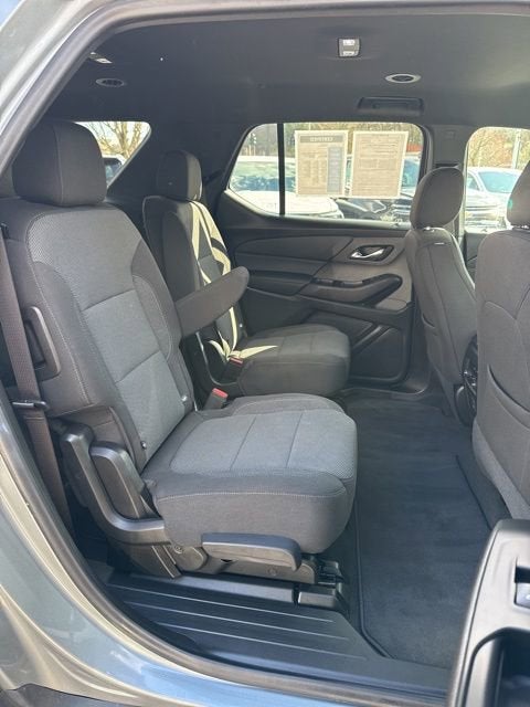 2024 Chevrolet Traverse Limited LT Cloth