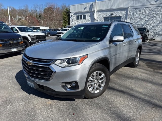 2021 Chevrolet Traverse LT Cloth