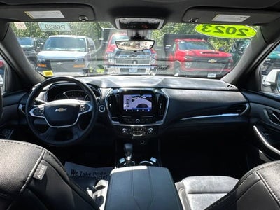 2023 Chevrolet Traverse LT Leather