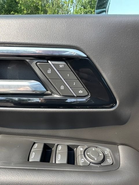 2025 Chevrolet Tahoe RST
