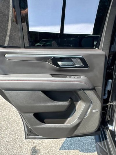 2025 Chevrolet Tahoe RST