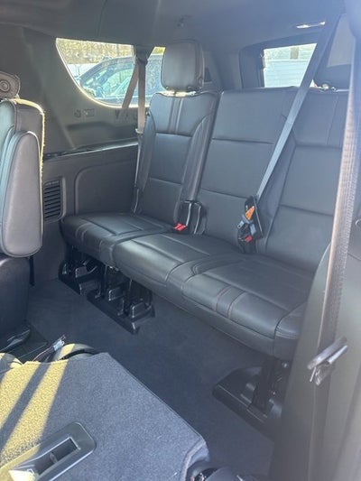 2022 Chevrolet Suburban RST