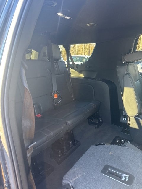 2022 Chevrolet Suburban RST