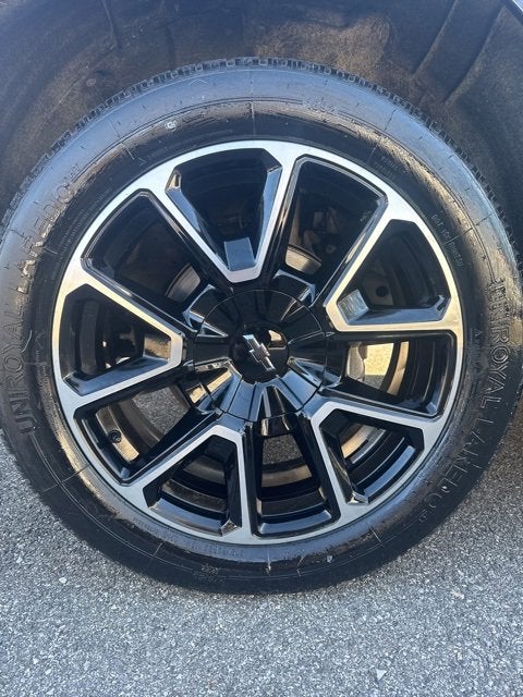 2022 Chevrolet Suburban RST