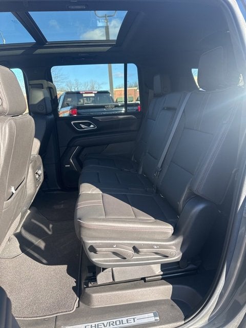 2022 Chevrolet Suburban RST