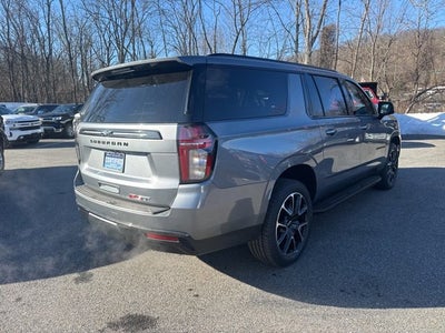 2022 Chevrolet Suburban RST