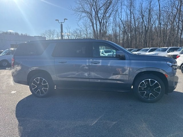 2022 Chevrolet Suburban RST
