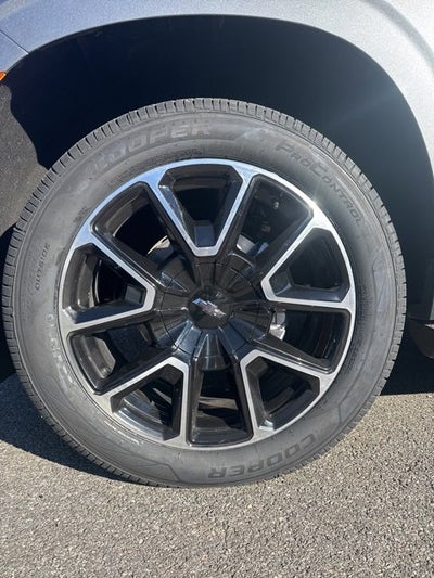 2022 Chevrolet Suburban RST