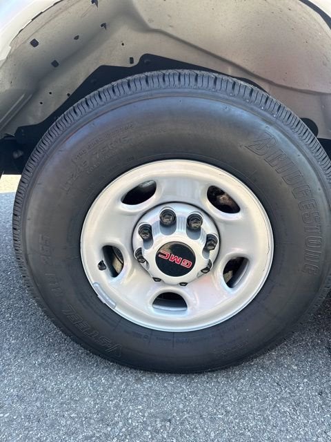 2024 GMC Savana Cargo 2500 Work Van