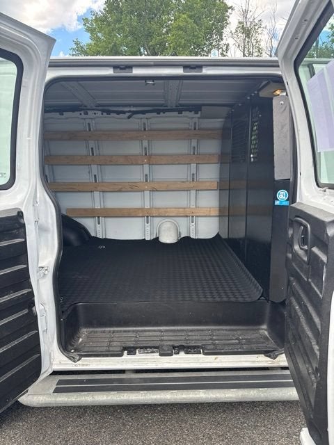 2024 GMC Savana Cargo 2500 Work Van