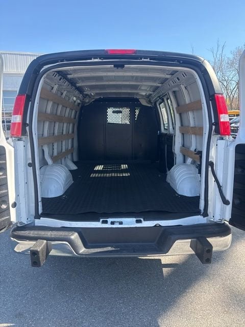 2024 GMC Savana Cargo 2500 Work Van