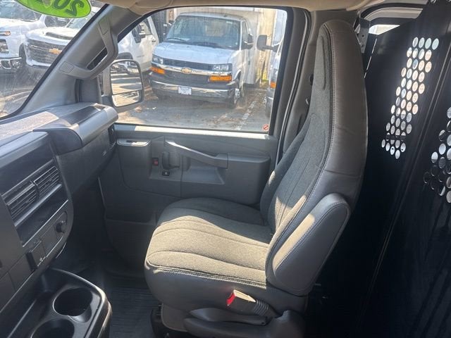 2024 GMC Savana Cargo 2500 Work Van