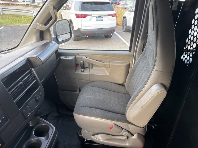 2023 GMC Savana Cargo 2500 Work Van