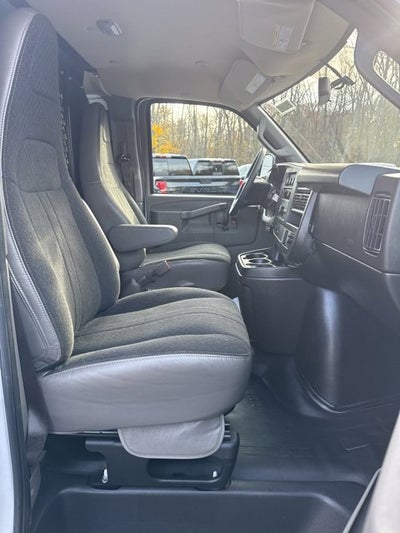 2023 GMC Savana Cargo 2500 Work Van