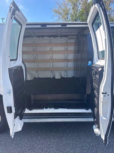 2025 GMC Savana Cargo Work Van