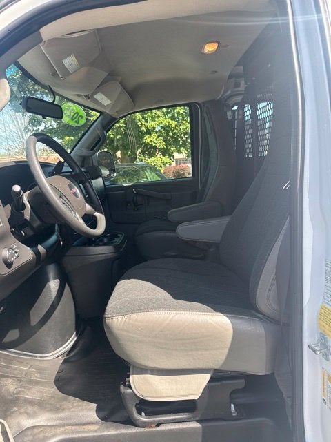 2025 GMC Savana Cargo Work Van