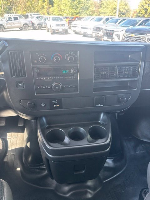 2025 GMC Savana Cargo Work Van