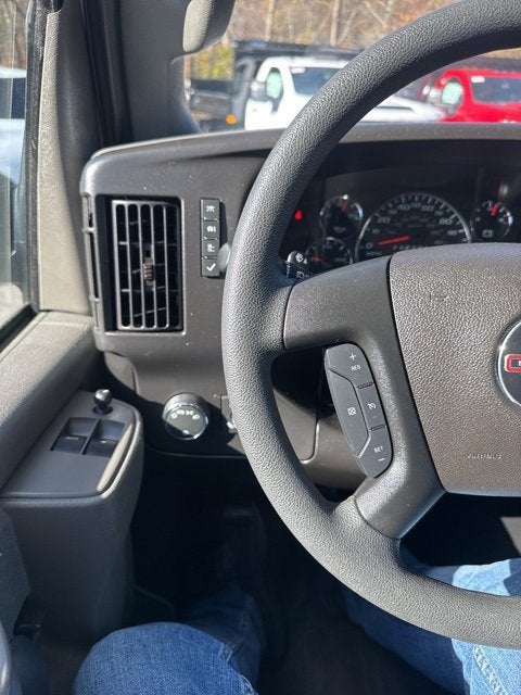 2024 GMC Savana Cargo 2500 Work Van