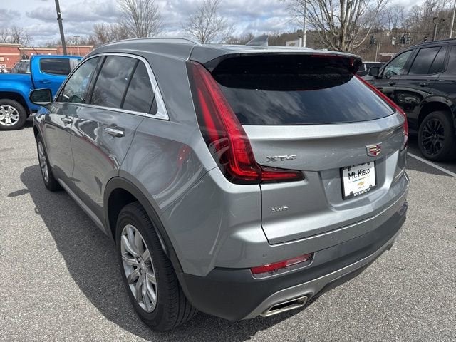 2023 Cadillac XT4 Premium Luxury