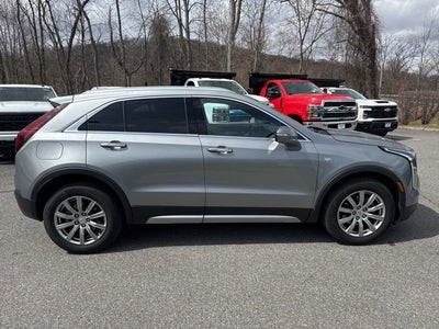 2023 Cadillac XT4 Premium Luxury