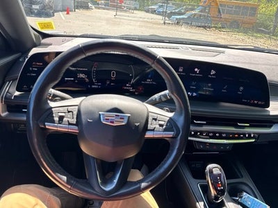 2024 Cadillac XT4 Premium Luxury