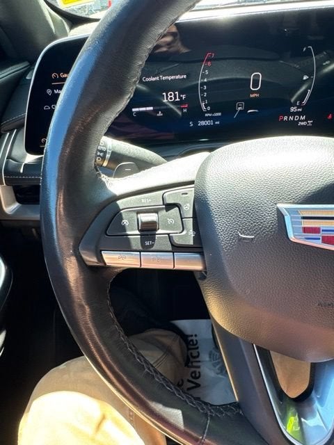 2024 Cadillac XT4 Premium Luxury