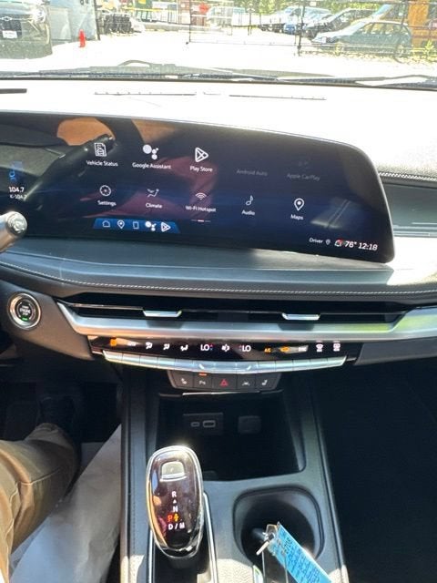 2024 Cadillac XT4 Premium Luxury