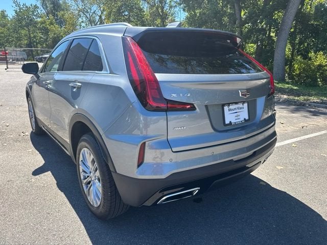 2024 Cadillac XT4 Premium Luxury