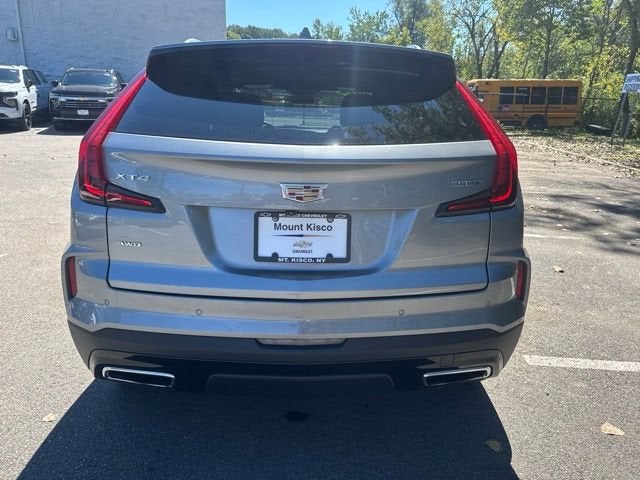 2024 Cadillac XT4 Premium Luxury