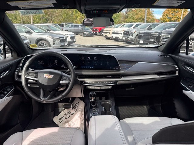 2024 Cadillac XT4 Sport