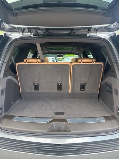 2024 Cadillac Escalade Sport