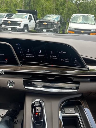 2024 Cadillac Escalade Sport